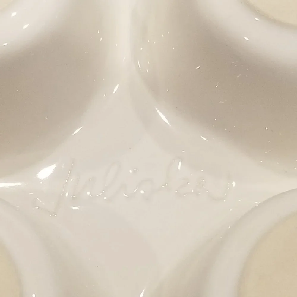 RARE JULISKA WHITE BERRY & THREAD CERAMIC CUPCAKE MUFFIN PAN BAKING COOKING DISH